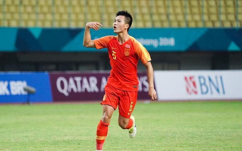 南京队费尔南多：我是土生土长的南京人 名字爷爷参与了他是球迷