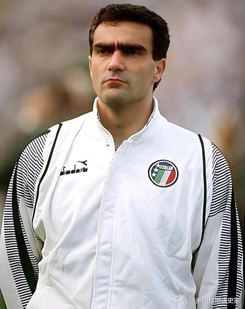 贝尔戈米：建议意大利对阵波黑让埃斯波西托首发，中场不要变动