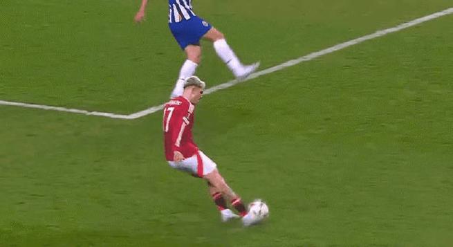 RMC：德尚允许于帕提前离开球队返回慕尼黑，他下一场因红牌停赛