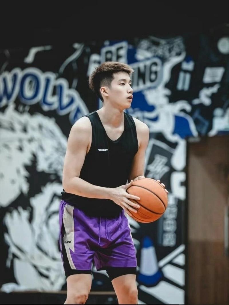 CBA自由球员名单更新：宁波后卫赵俊峰在列