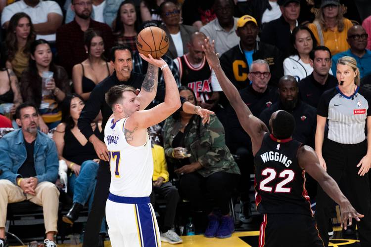 湖人主场迎战篮网 东契奇与八村塁可以出战 斯玛特缺席！