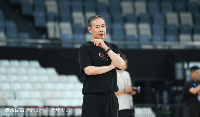 许利民：队员们都很优秀 打逆风球展现了永不言弃的精神