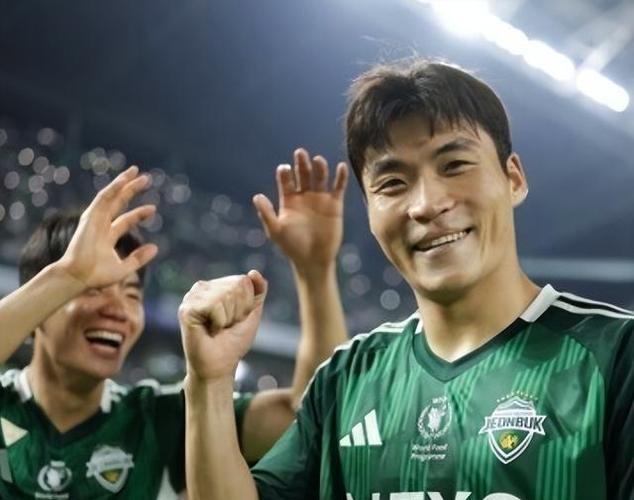 记者：全中超有望参加世界杯的独苗是浙江队韩国外援朴镇燮
