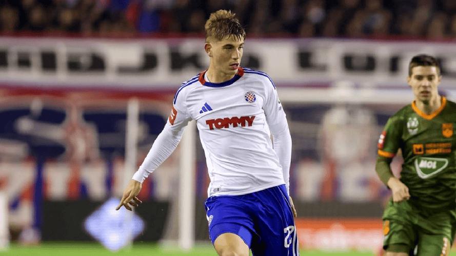 姆拉契奇谈拒绝国米：选择乌迪内斯，是因为成长需要一步一个脚印