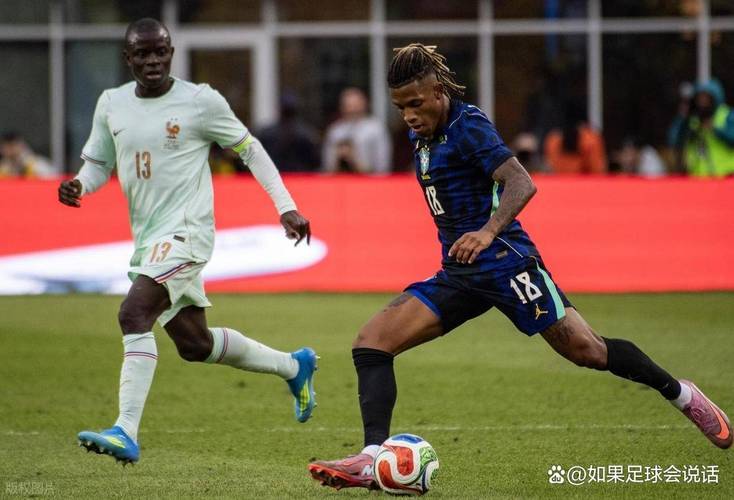 队报分析法国“姆埃奥登”进攻四人组：不断换位让巴西队疲于奔命