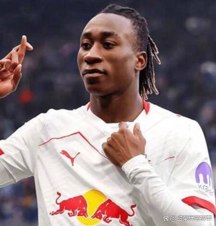 记者：莱比锡希望再留扬·迪奥曼德一个赛季，标价至少1亿欧元