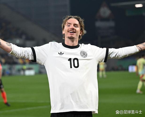 沃勒尔：卡尔德国队首秀表现很好，能否入选世界杯名单还需再观察