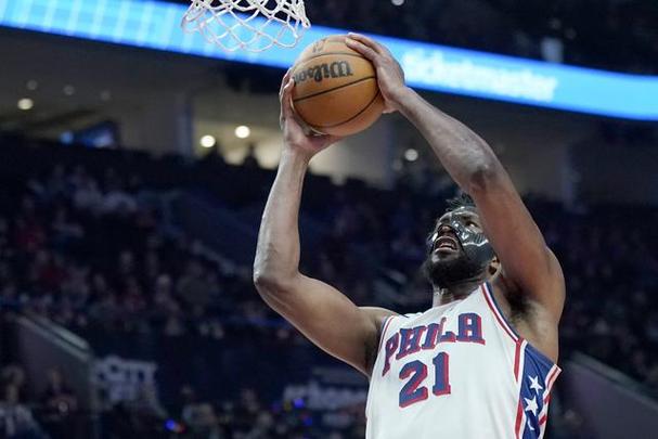 最后时刻送关键大帽！恩比德19中8砍下29分6板 罚球13中10