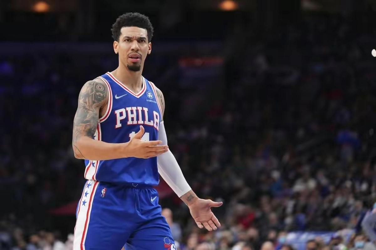 尚帕尼本季已进178记三分 距离丹尼·格林保持的队史纪录只差13记