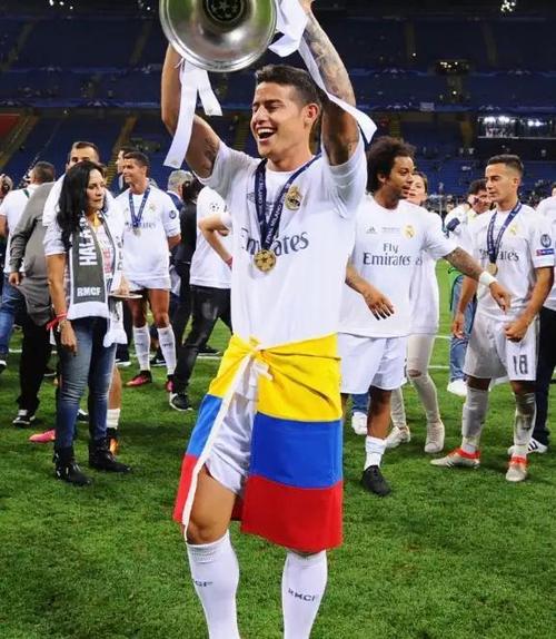 哥伦比亚媒体人批评J罗：他5个月没踢球，不跑不进球打乱全队节奏