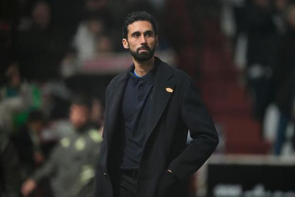 记者：阿韦洛亚和皇马俱乐部对迪亚斯寄予厚望，球员不会离队