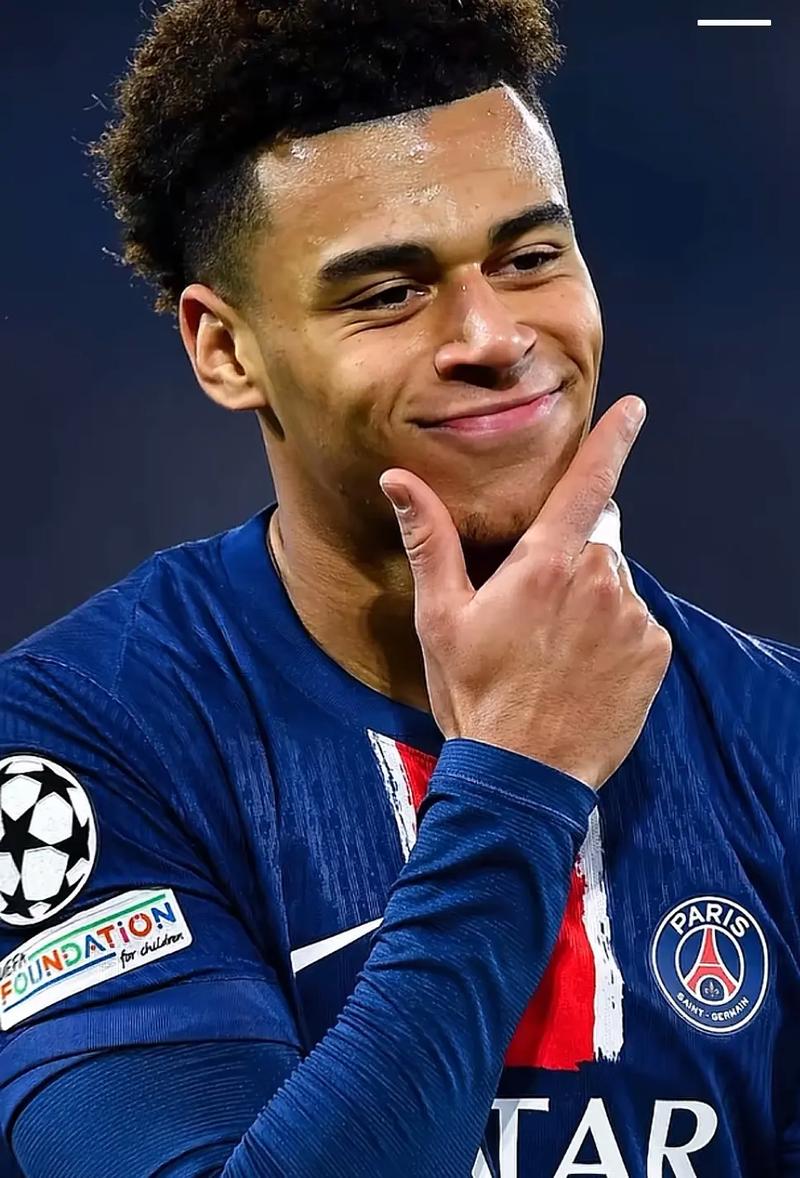 打进个人国家队处子球，杜埃成2000年以来法国队第100位进球者