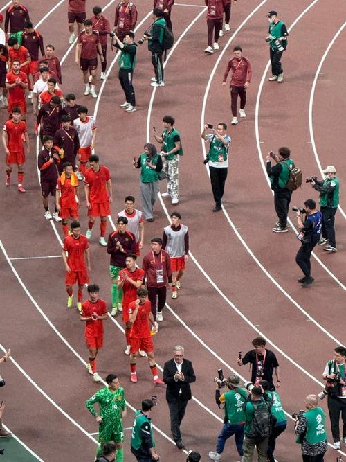 姆巴佩社媒晒国家队集训照片：充满收获和快乐的一周，夏天见