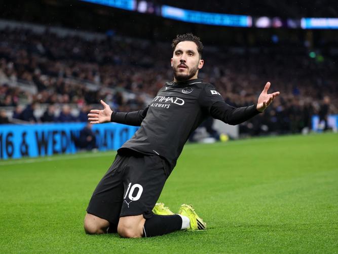 谢尔基：跟迪涅抢任意球？他马上要来曼城主场，会好好‘关照’他