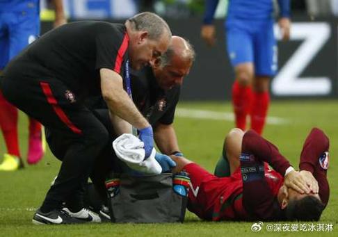 德尚：奥利塞的腿险些被对手踢断，我告诉裁判我们不是在打橄榄球