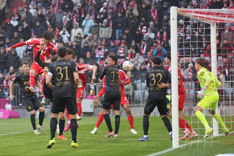 世体：拜仁愿为17岁中场德卡特投资3800万欧，马竞热刺米兰也有意