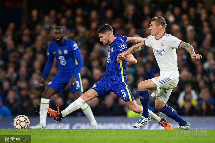 意媒：如果报价达到3000万欧，尤文就将考虑出售库普梅纳斯