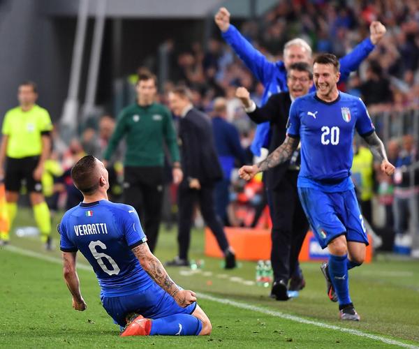 队报：意大利因天气恶劣推迟飞往波黑的行程，将在周一下午启程