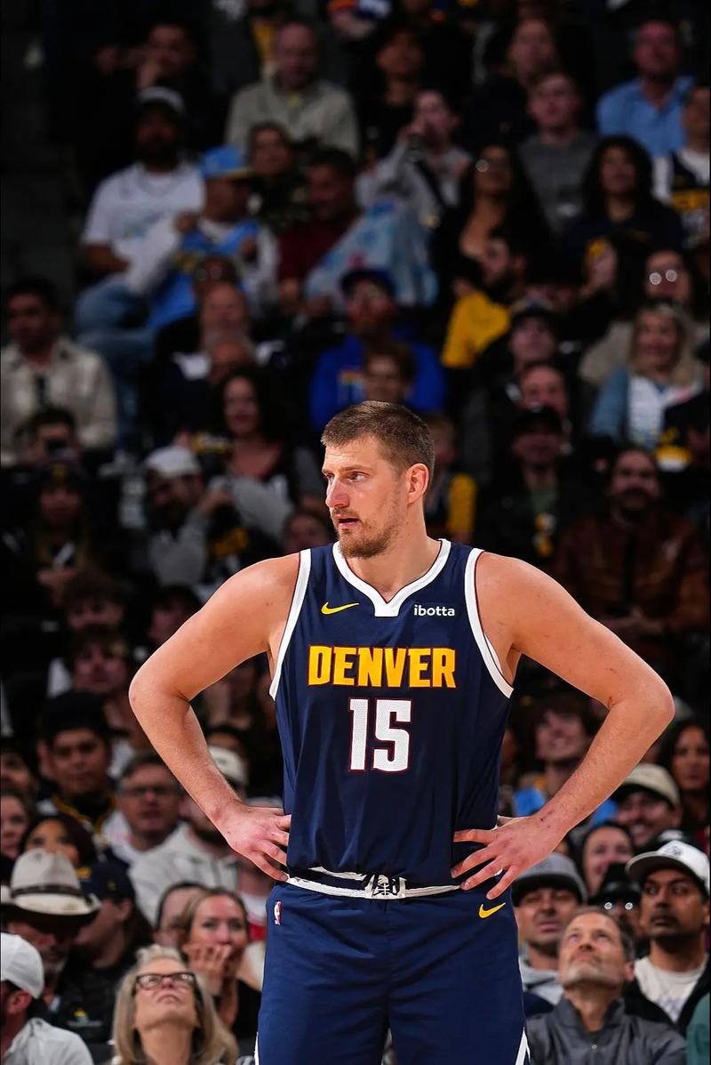 约基奇：球队总体失误少可能是因为我失误少 因我平时失误最多