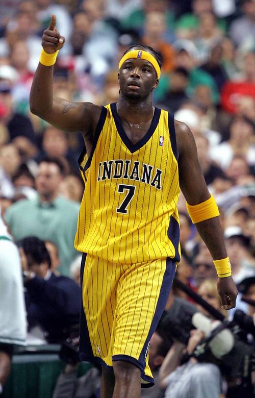 阿里纳斯：罗斯进不了名人堂 若文班今年MVP马上退役 他也进不了