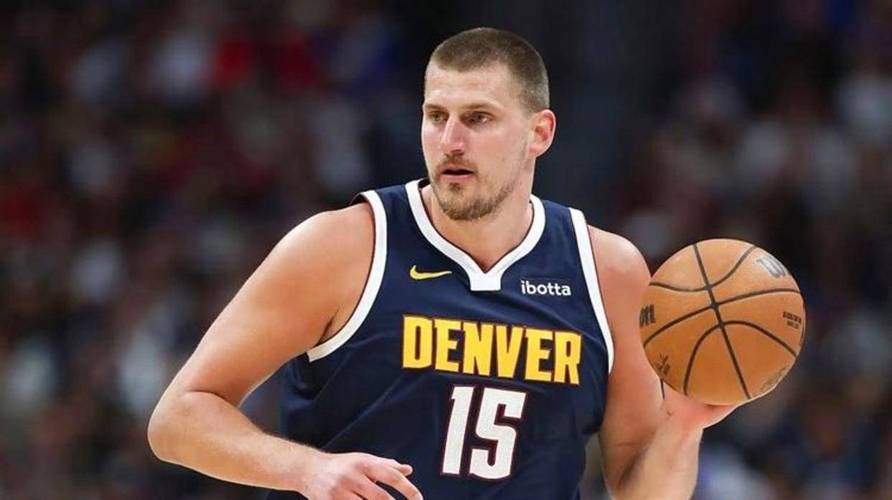 6场仅需送出12次助攻~约基奇将成首位连续两个赛季场均三双的中锋