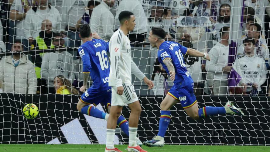 赫塔费官方：将买断里昂前锋萨特里亚诺，签约4年时间