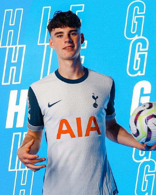 英格兰U21主帅：阿奇·格雷下场将参赛，他在热刺压力大但表现好