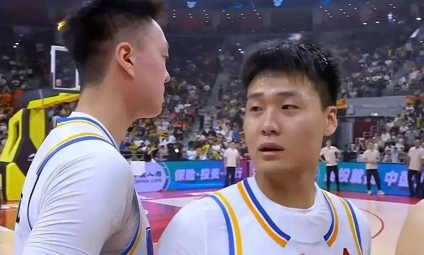 场均19.3分6.7助率队3连胜！CBA官方：赵睿当选第十周周最佳球员