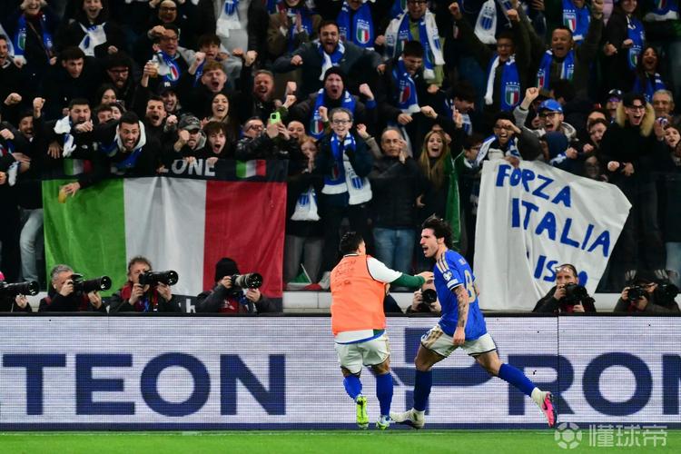 TA：托纳利纽卡并无关于离队的君子协定，曼联中场引援首选安德森