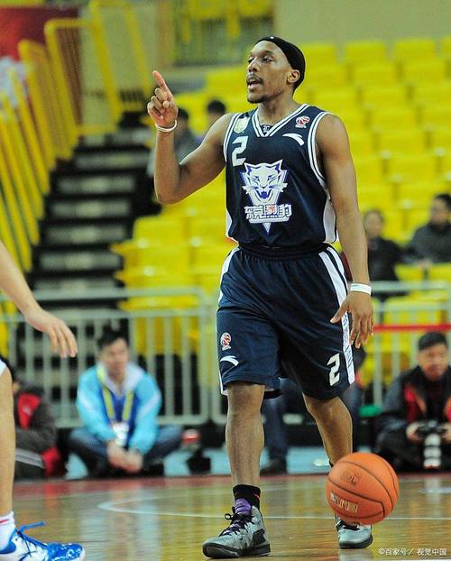 活塞主帅：SGA的造犯规能力一绝&这是一种天赋 他25罚&而我们23罚