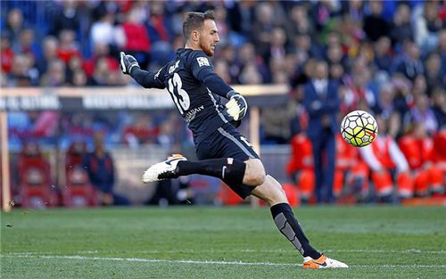 马卡：奥布拉克争取能够出战巴萨，他正在加紧恢复和训练