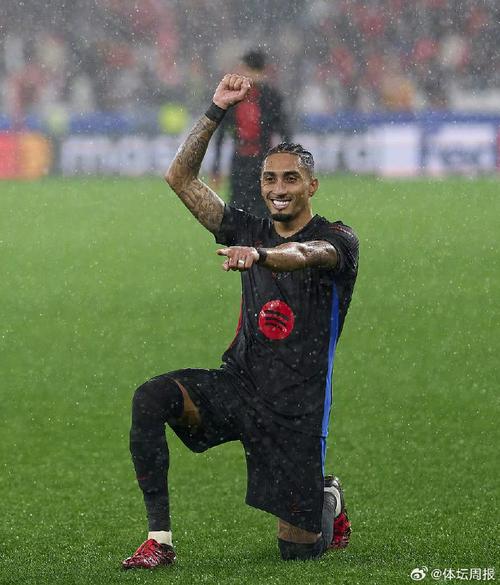 E·加西亚：帮助队友是自然的事 拉菲尼亚是世界最好球员之一