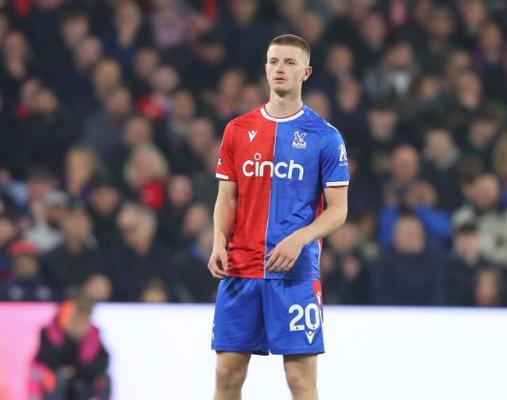 邮报：皇马最近两周考察了亚当·沃顿，球员是曼联中场引援C计划