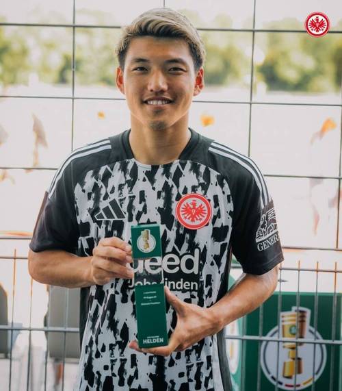 堂安律：战英格兰防守居多但所有人都尽职尽责 要进一步提升状态