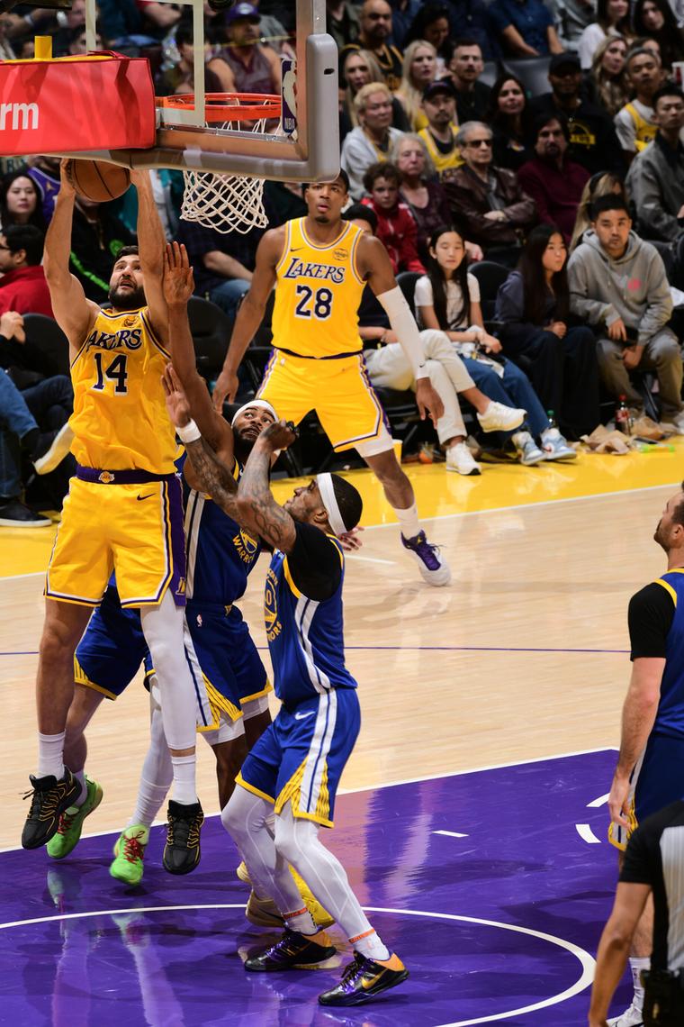 湖人前景？香波特：他们能打进季后赛第二轮 之后我没任何期望！