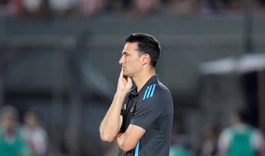 斯卡洛尼：我认为梅西打进1000球不会有任何问题