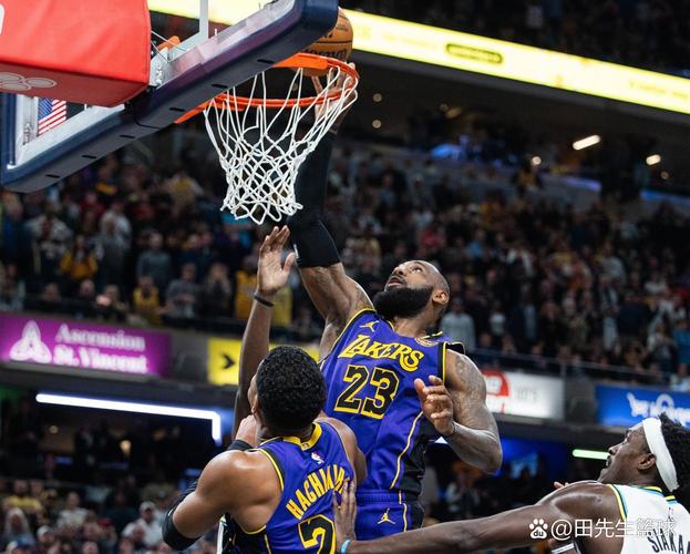 湖人半场65-53领先骑士 东契奇20分7助 詹姆斯9分5助 哈登9中3