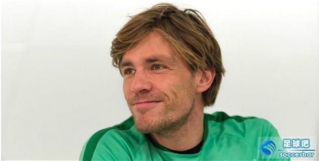 霍夫曼：勒沃库森不打算与我续约，现在还没有考虑退役