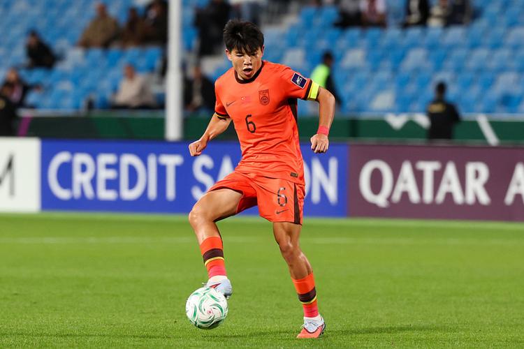 狼队青训官方账号：在FIFA系列赛中，徐彬为中国队共出战157分钟