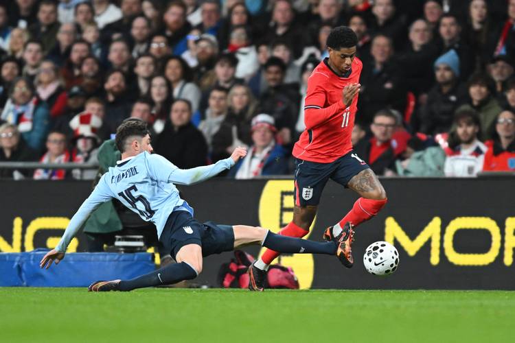 电讯报英格兰球员评分：本·怀特、梅努、帕尔默、福登4分最低