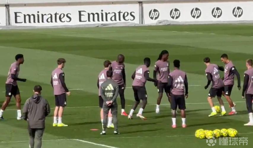 记者：姆巴佩、琼阿梅尼、卡马文加等7名国脚回归皇马训练