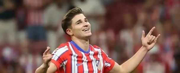 身价4000万！德天空：阿森纳有意19岁科法内，药厂要价超6000万欧