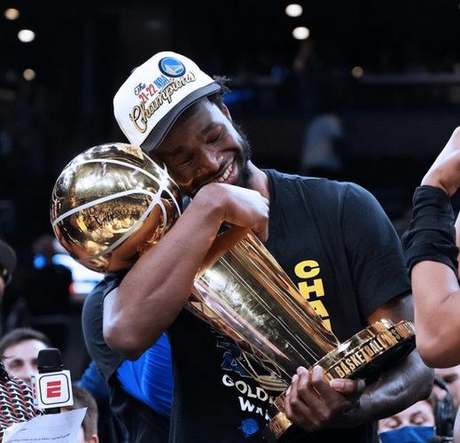 阿隆·维金斯：SGA能打硬仗带队赢球 整季表现来看拿MVP没啥争议