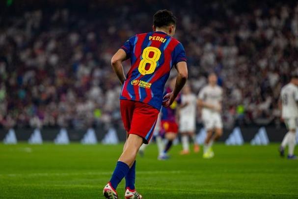 世体:瑟尔洛特头部受伤出战巴萨存疑,马竞周四评估球员情况