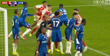 拉扯头发不吃牌!蓝军女足遭枪手淘汰,主帅抗议:还要VAR干什么