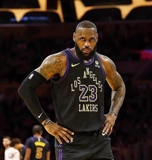 媒体人：骑士输湖人根本不存在保存实力&挑季后赛对手 就是这水平