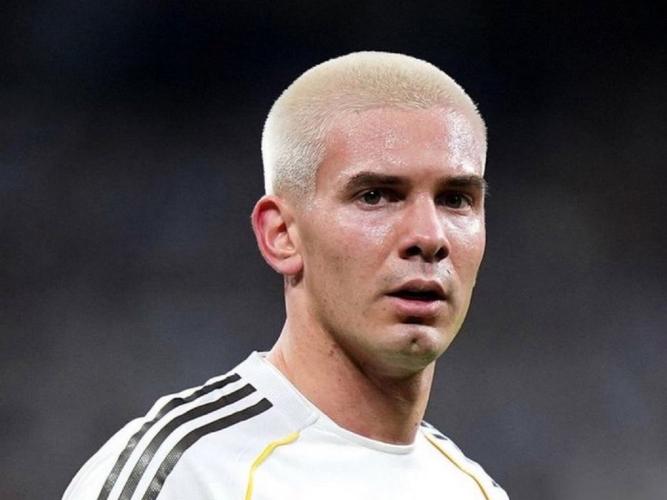 马斯坦托诺:我会努力训练,希望能最终入选世界杯大名单