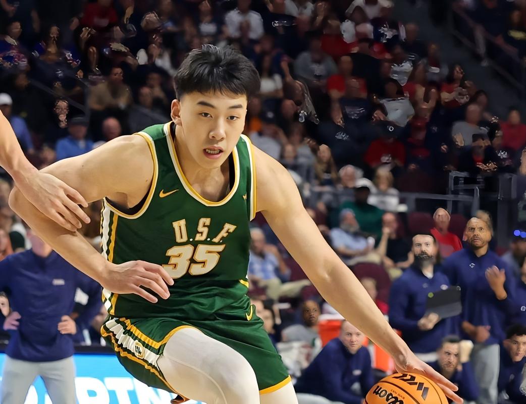 媒体人:若朱正在NCAA站稳脚跟 上海男篮未来的后卫线就不用愁了