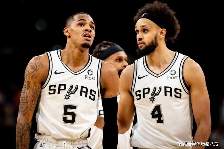 从5号秀&和CC并列后场双星到黯然被裁 是什么让艾维突然陨落?