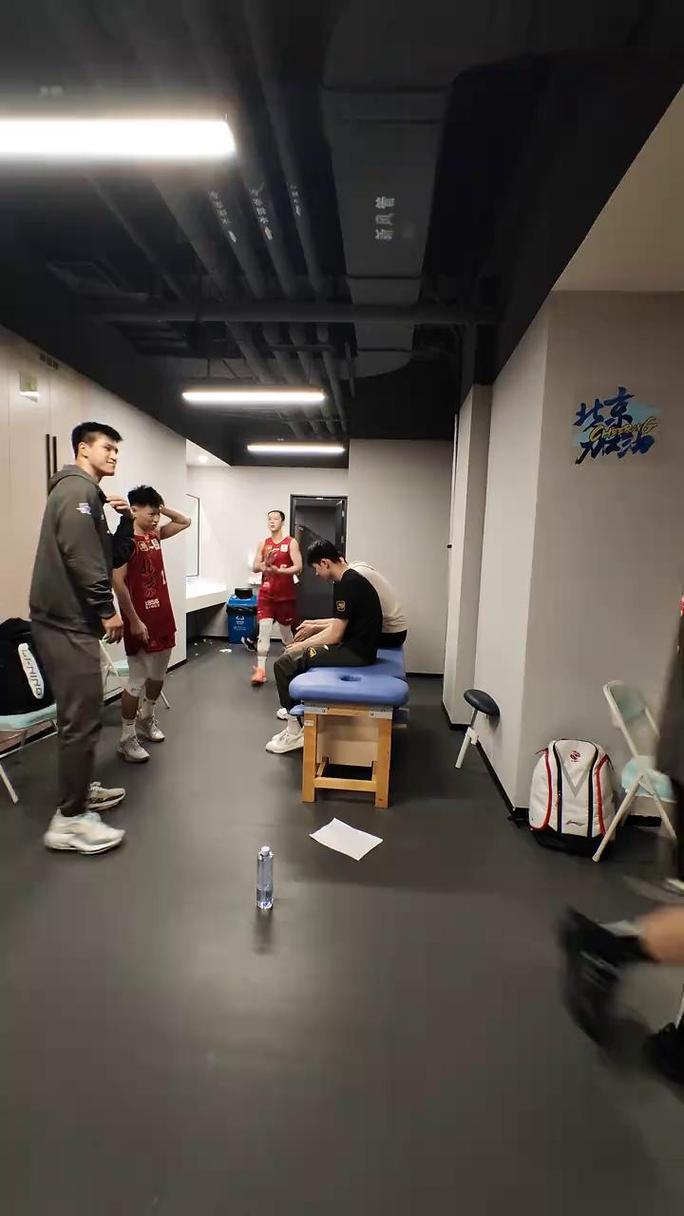 媒体人谈J.Cole加盟:CBA不仅需要高水平外援 现在还需要有话题的